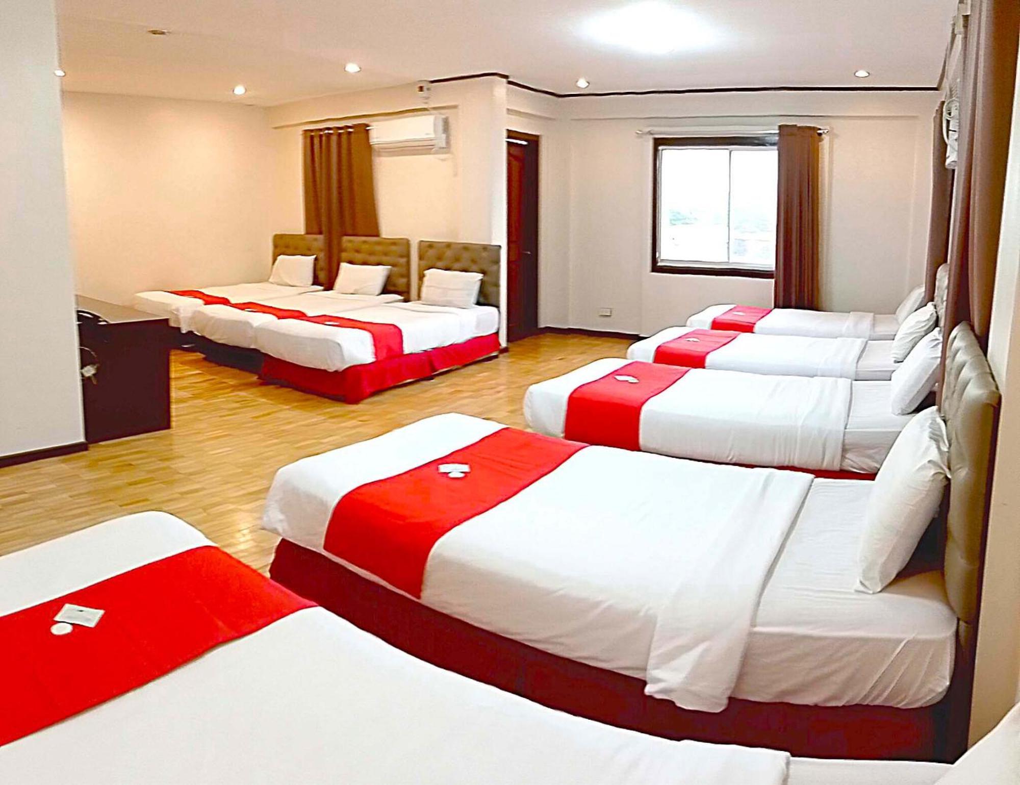 The Humbertos Hotel Davao City Εξωτερικό φωτογραφία