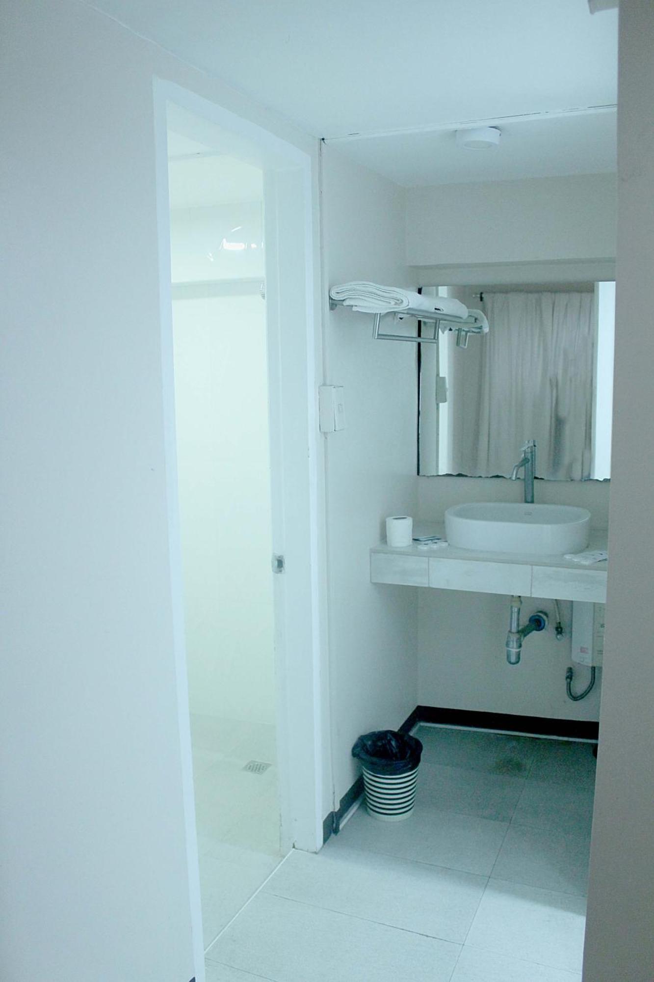 The Humbertos Hotel Davao City Εξωτερικό φωτογραφία