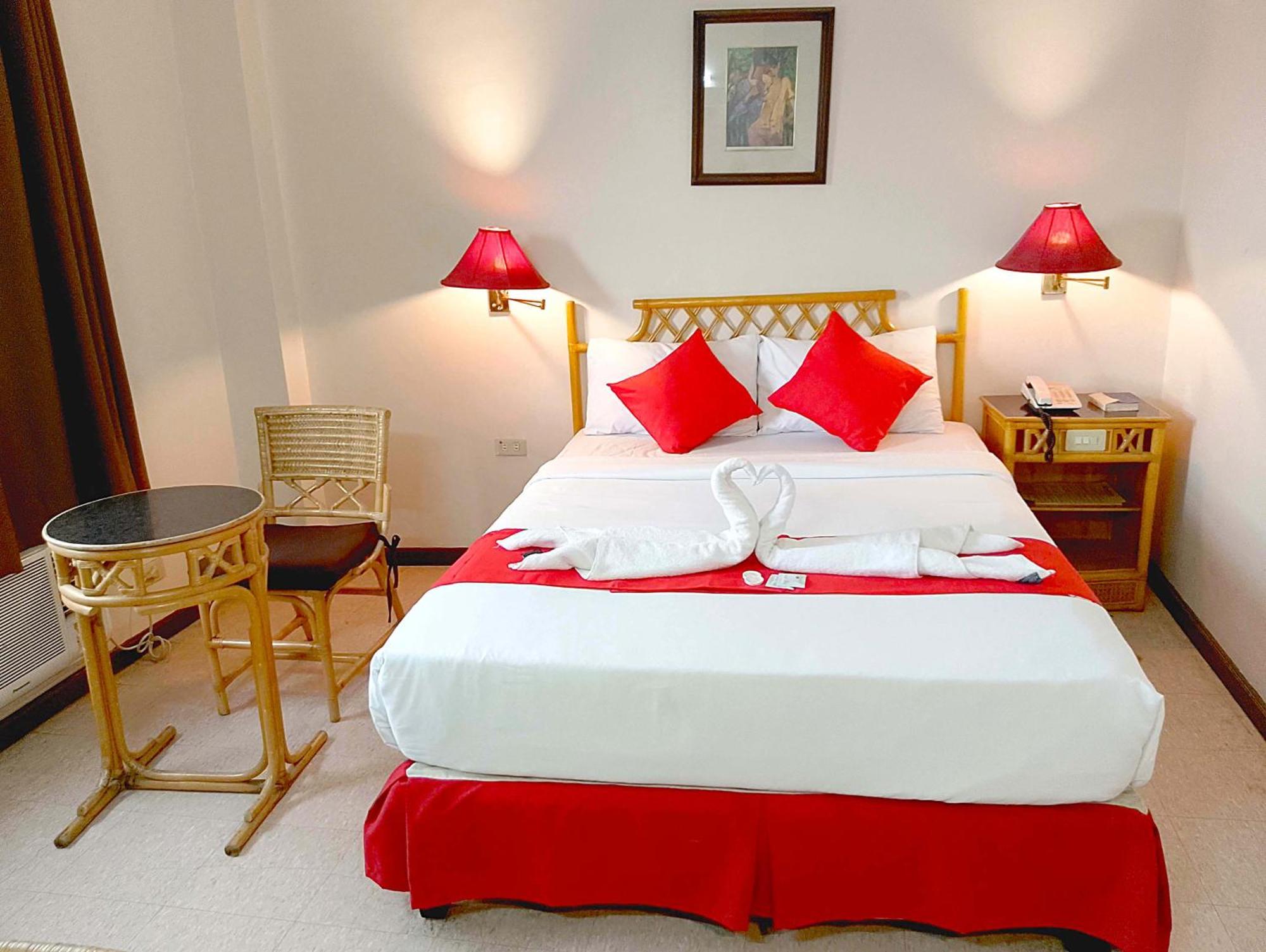 The Humbertos Hotel Davao City Εξωτερικό φωτογραφία